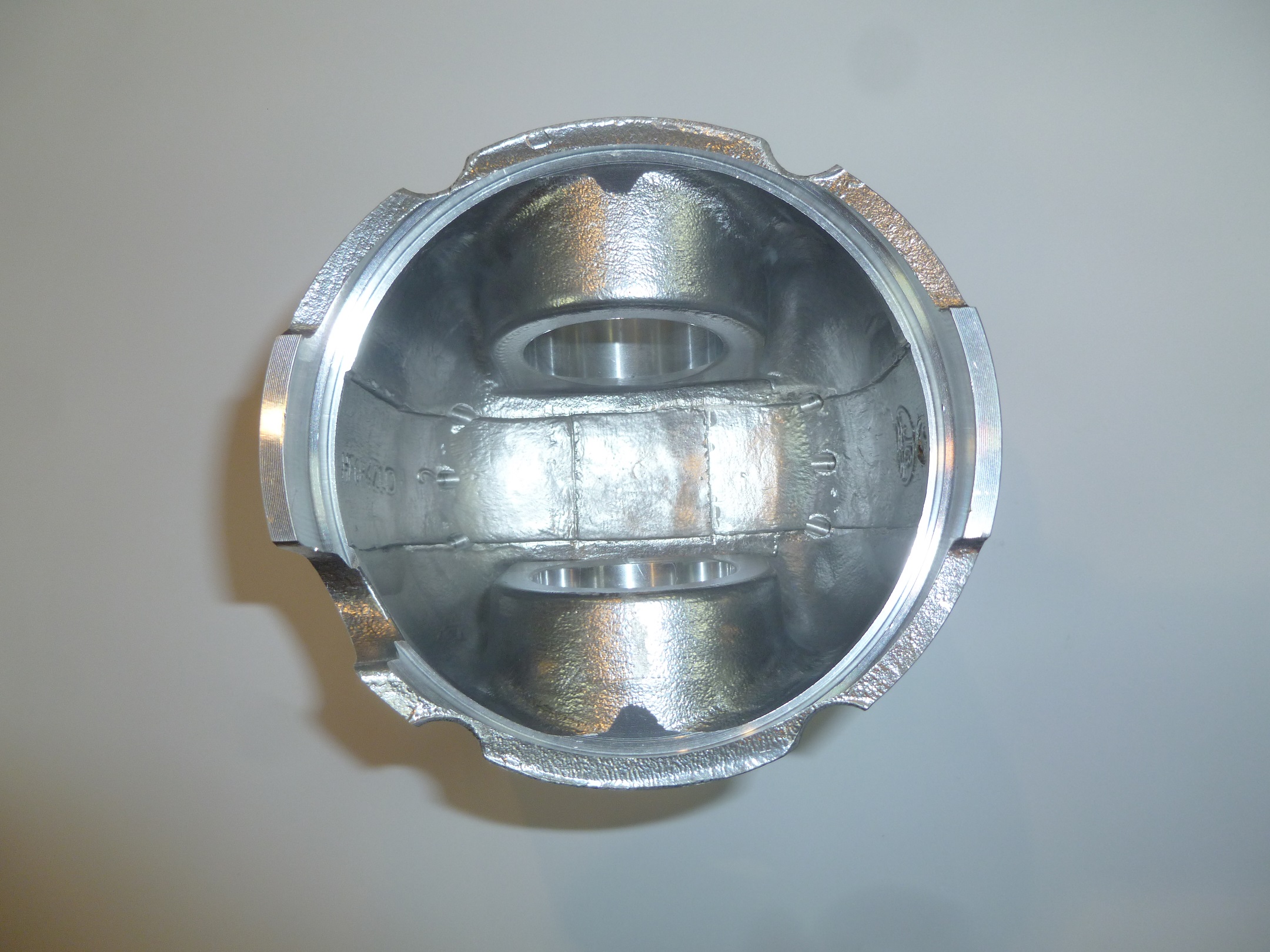 Поршень Ricardo R6105BZLDS1; TDK 132  6 LT(D=105 мм,h=105 mm)/Piston