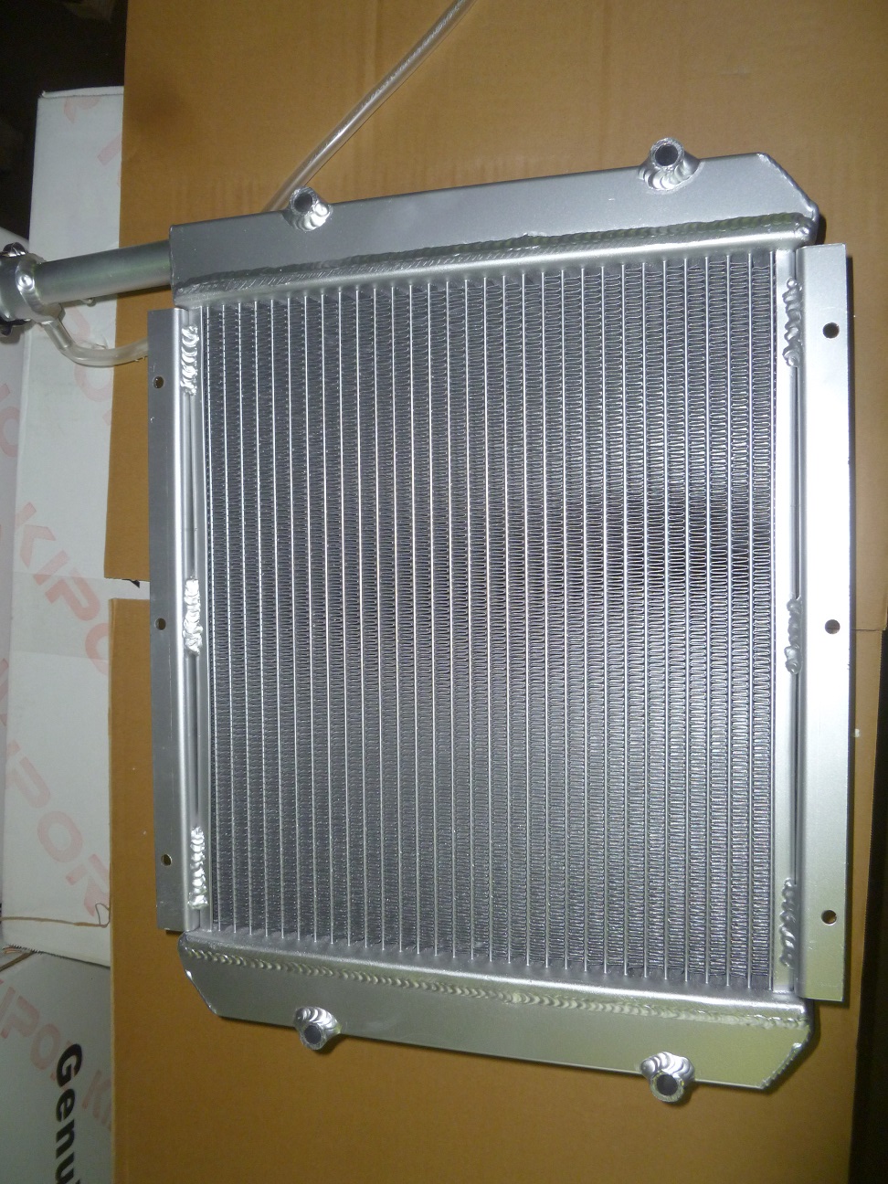 Радиатор охлаждения KM2V80/Radiator