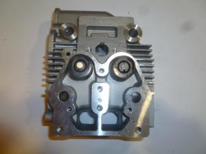 Головка цилиндра левая TSS DGW-300E(ES)/Left side Cylinder head