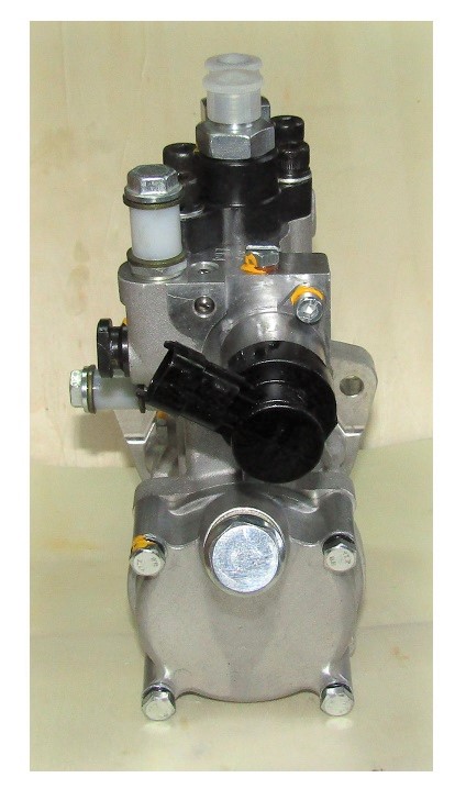 Насос топливный высокого давления Weichai WP4.1D100E200/Fuel Injection Pump