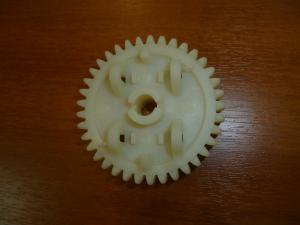 Шестерня привода насоса масляного KM178/Oil pump drive gear