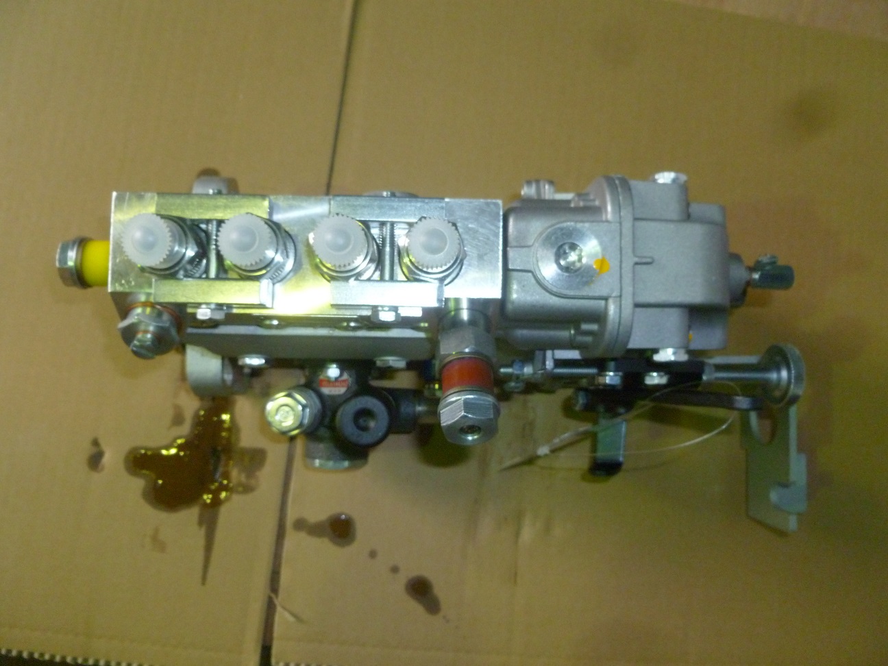 Насос топливный высокого давления Weichai WP4.6D44E2 /Injection pump Assy (2100562) (BHF4AW1050101)