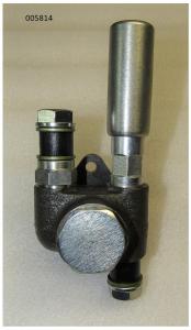 Насос ручной подкачки топлива TBD 226B-3,4,6D (фланец 50х68 ,правый)/Hand Primer pump