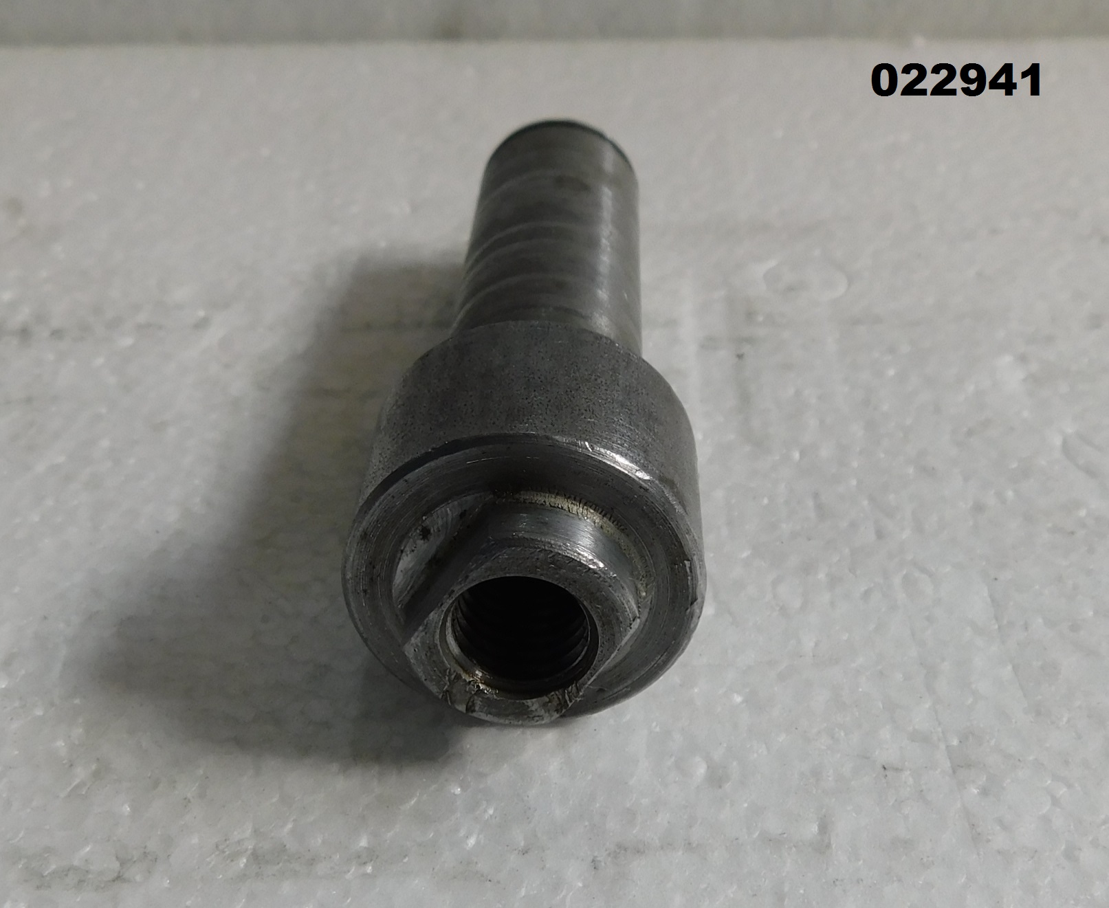 Вал натяжителя ремня TSS-WP330YH /Shaft, tensioner pulley