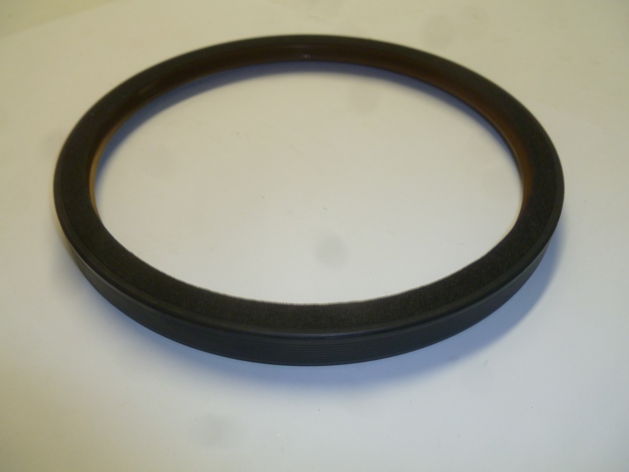 Сальник (175х200х16 )/коленчатого вала задний 12M33 Rear Oil Seal (331001000188)