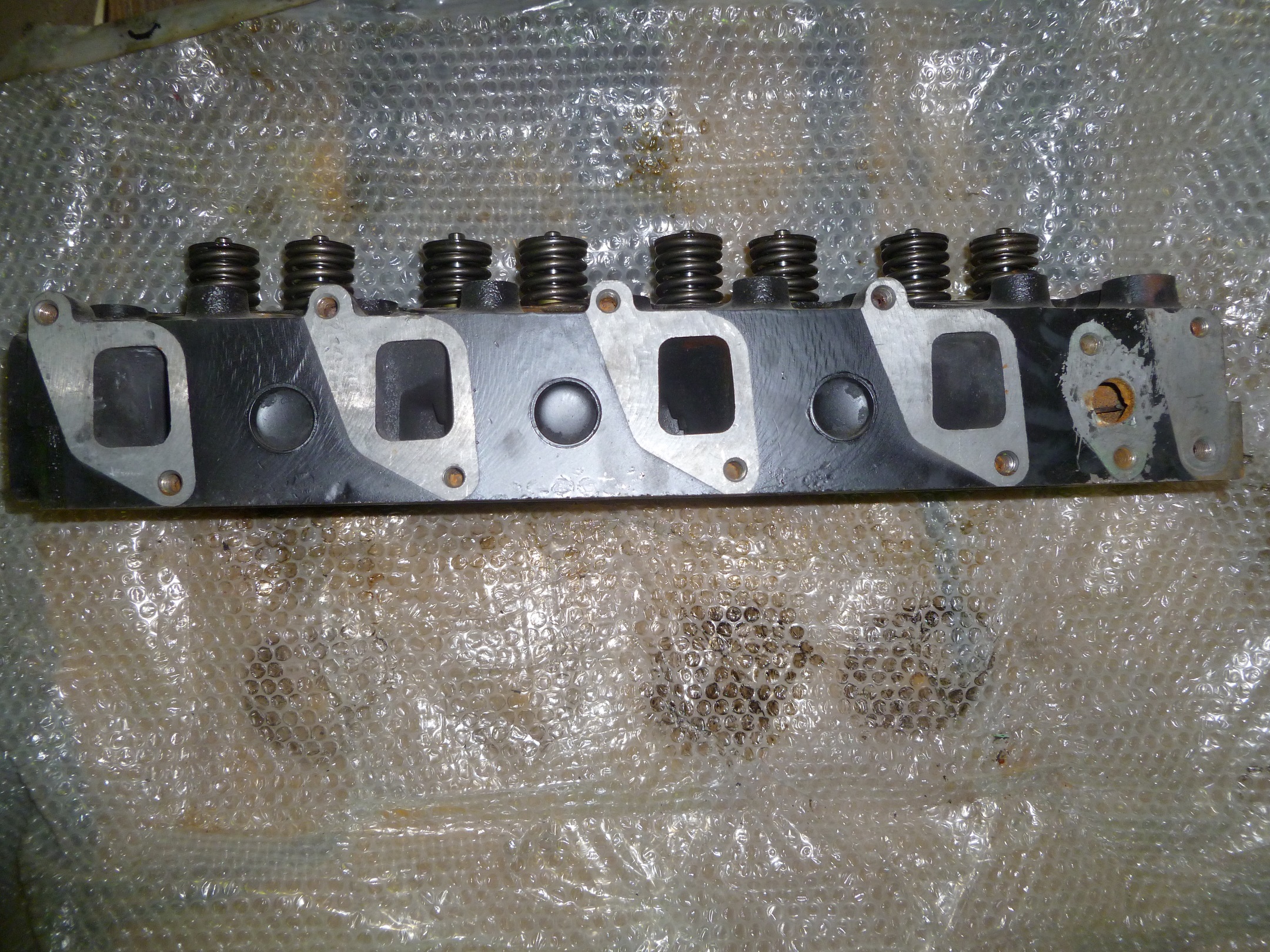 Головка блока цилиндров в сборе Ricardo R4105ZDS1; TDK 56-66 4LT/Cylinder head Assy