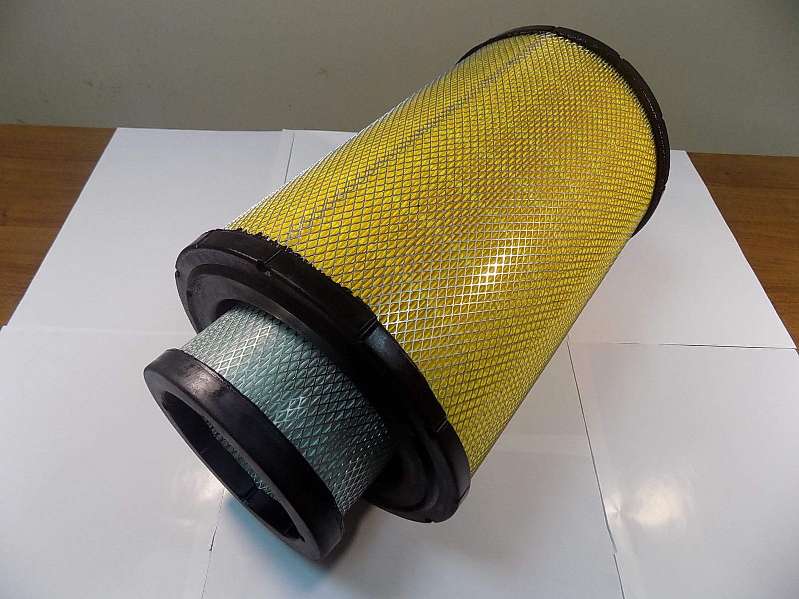 Фильтр воздушный двойной цилиндрический (глухой торец) TDW 339.353 6LT (Ф1-320х210х460/Ф2-200х157х435) /Air filter