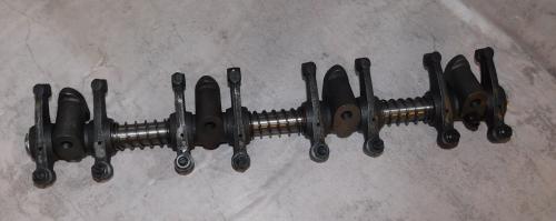 Ось коромысел в сборе с коромыслами,стойками,пружинамTDA-N30 4LT/Valve rocker shaft assy(фото 003062