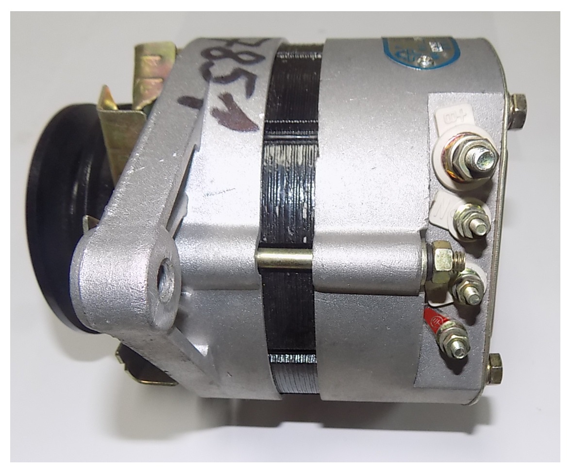 Генератор зарядный TDQ 20 4L (D=90/1B) /Battery charging generator