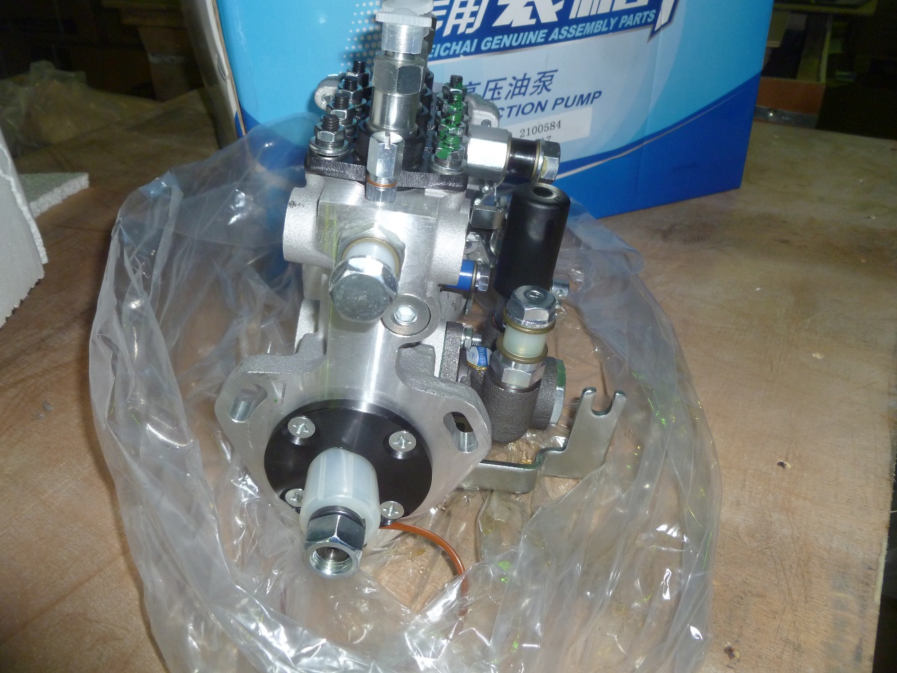 Насос топливный высокого давления Weichai WP4.3D61E2/Injection pump Assy (2100584)(BHF4A095001)