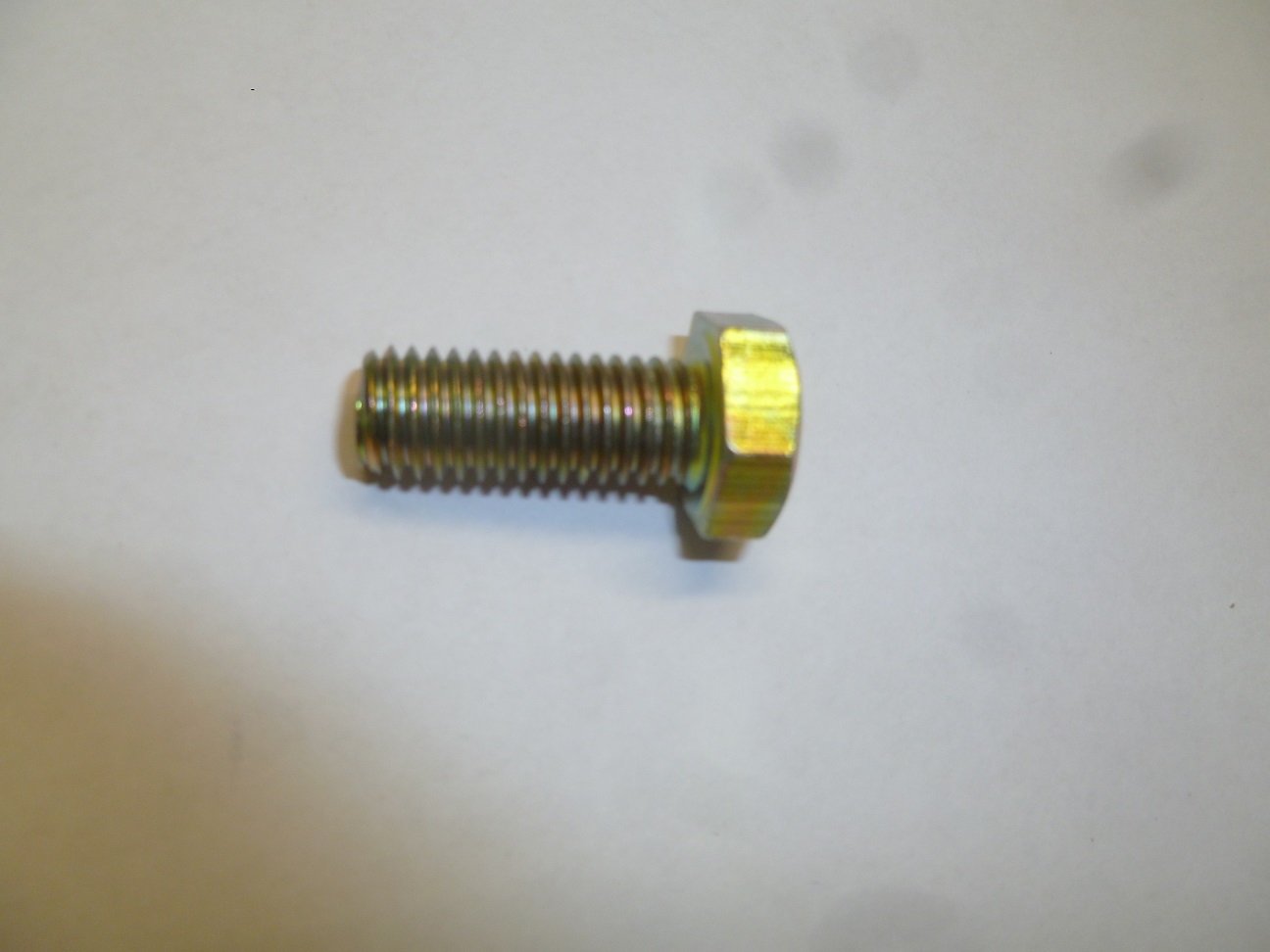 Болт крепления шкива коленвала KM376QC (М12,5х1,25х30 мм) / Crankcase bolt