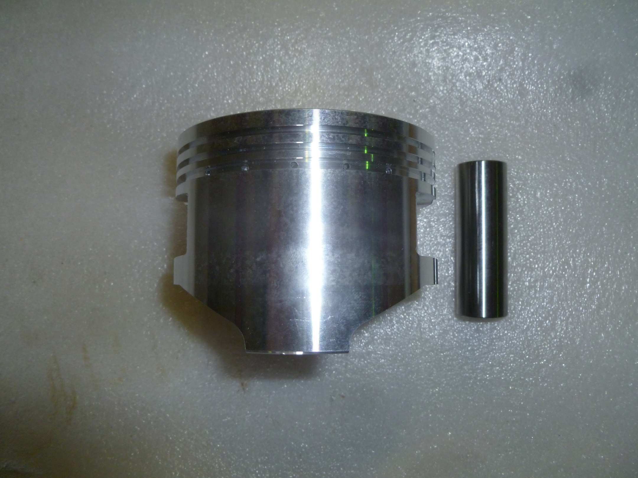 Поршень в сборе с пальцем (D=90) SGG5000/Piston including Pin, piston