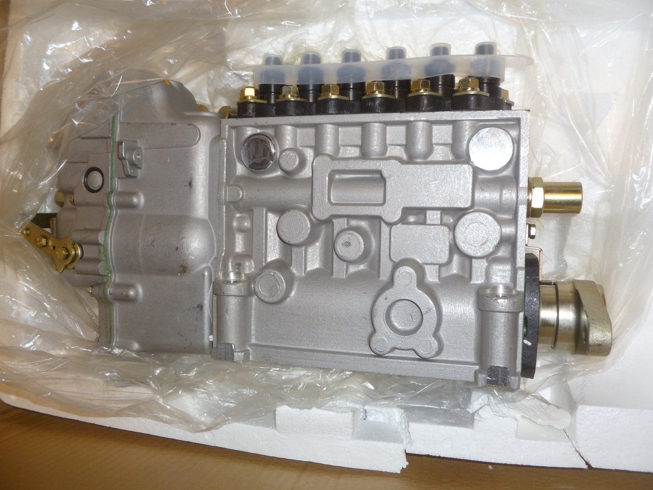 Насос топливный высокого давления TDY 192 6LT/Fuel Injection Pump (10.404.716.074) (M7600-1111100A-C27)