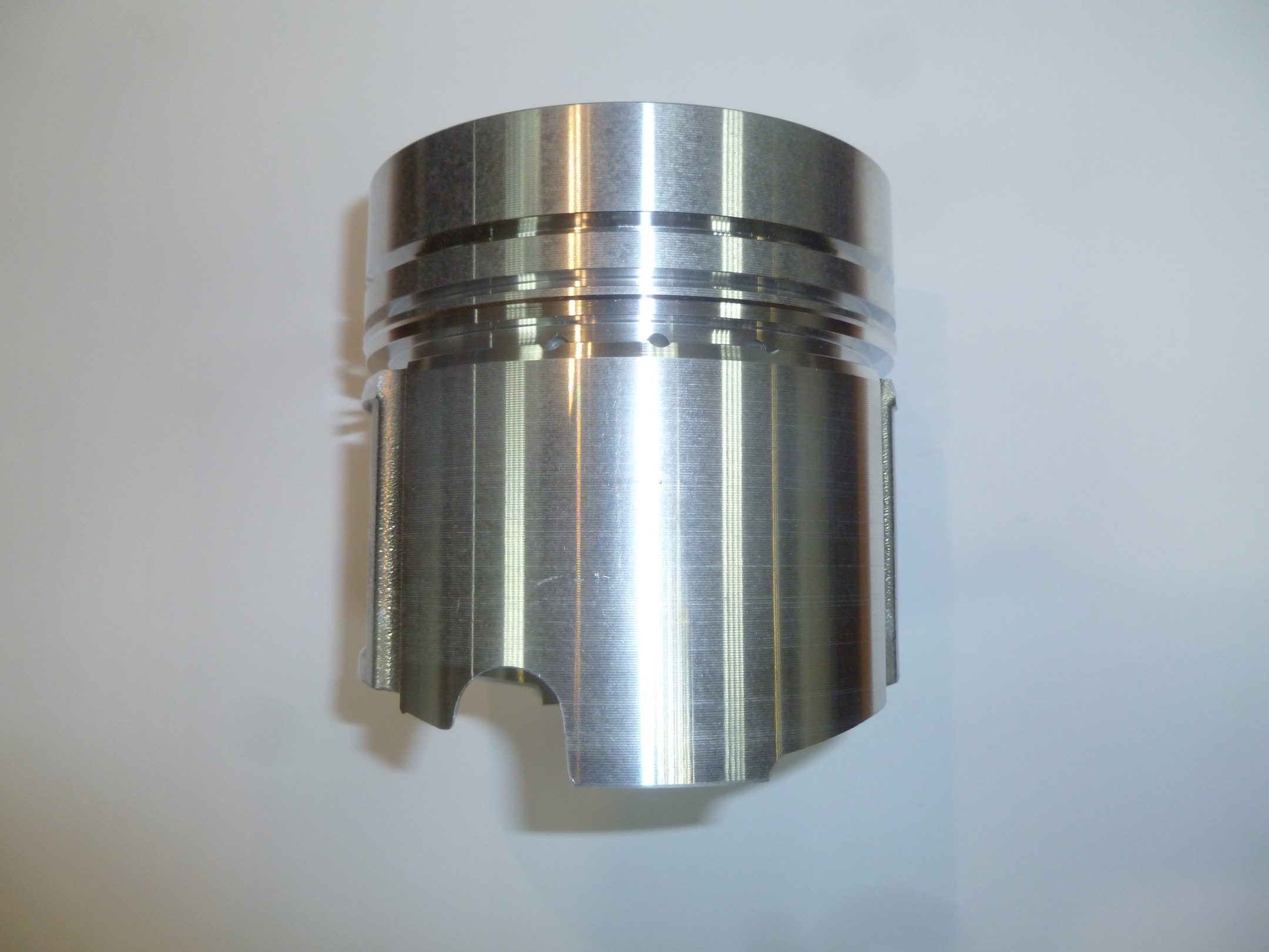 Поршень Ricardo R6105BZLDS1; TDK 132  6 LT(D=105 мм,h=105 mm)/Piston