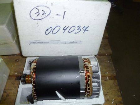 Генератор 220V SGG7500/Alternator assy