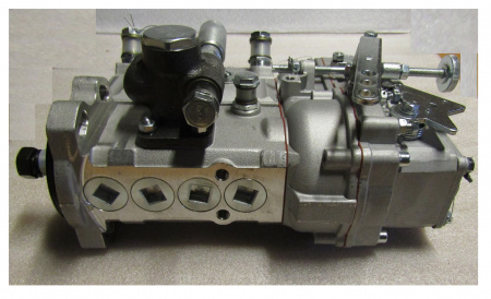 Насос топливный высокого давления Deutz TBD 226B-4D/Fuel Injection Pump (13021656,B4AD507)