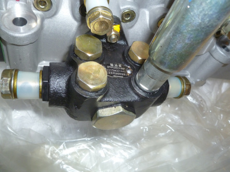Насос топливный высокого давления TDY 192 6LT/Fuel Injection Pump (10.404.716.074) (M7600-1111100A-C27)