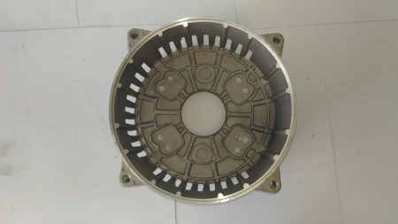 Крышка генератора (к двигателю) SDG12 000 /Alternator front cover