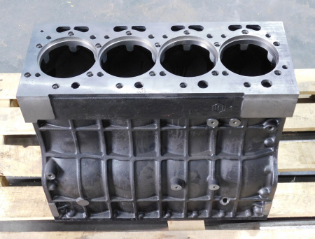 Блок цилиндров Ricardo N4105ZLDS; TDK-N 66 4L/Cylinder block
